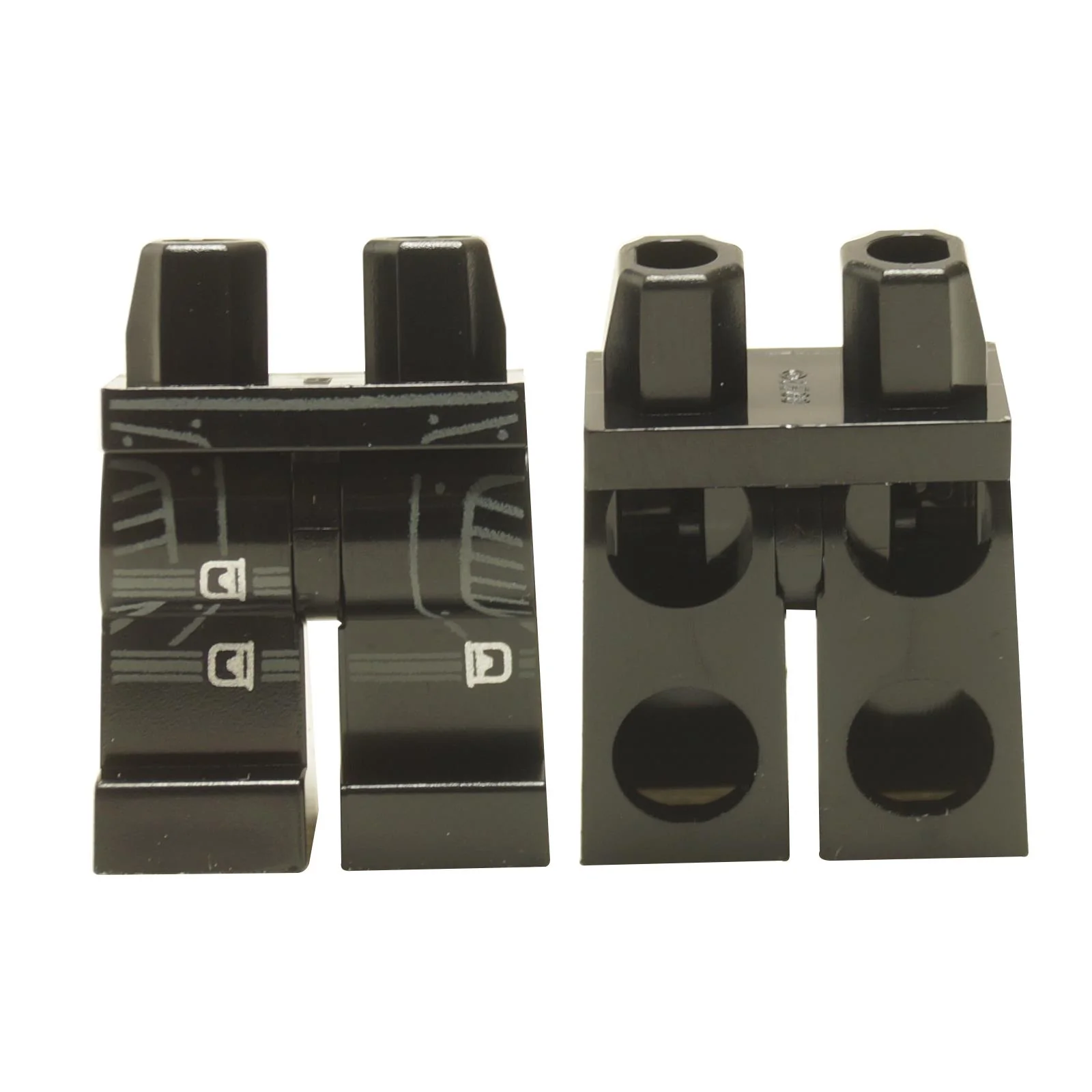 Hips and Legs – Side Panels & Buckles Design