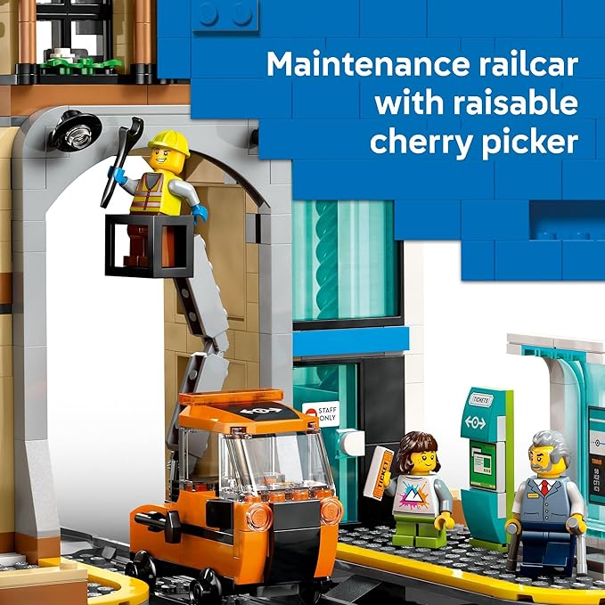 LEGO® City Central Train Station (60469) - Image 4