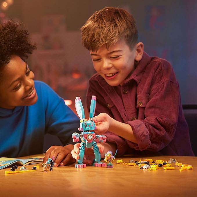 LEGO® DREAMZzz™ Izzie and Bunchu the Rabbit (71453) - Image 9