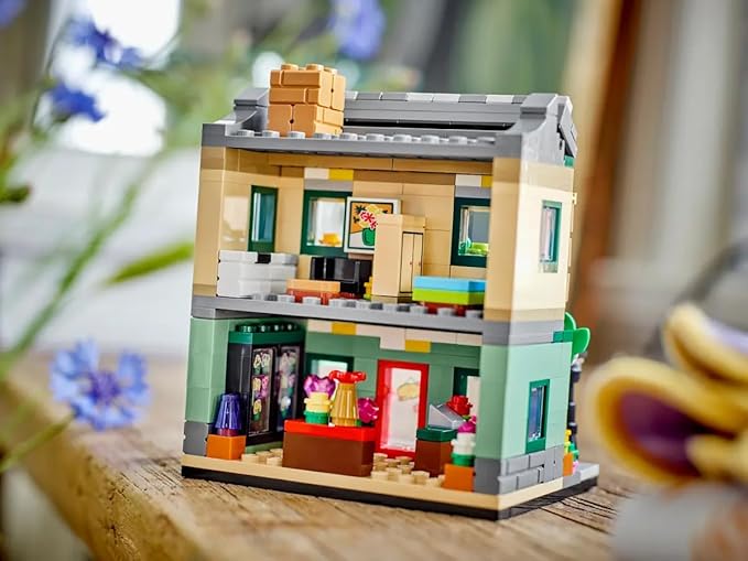 LEGO® Flower Store 40680 Modular Building Set - Image 6