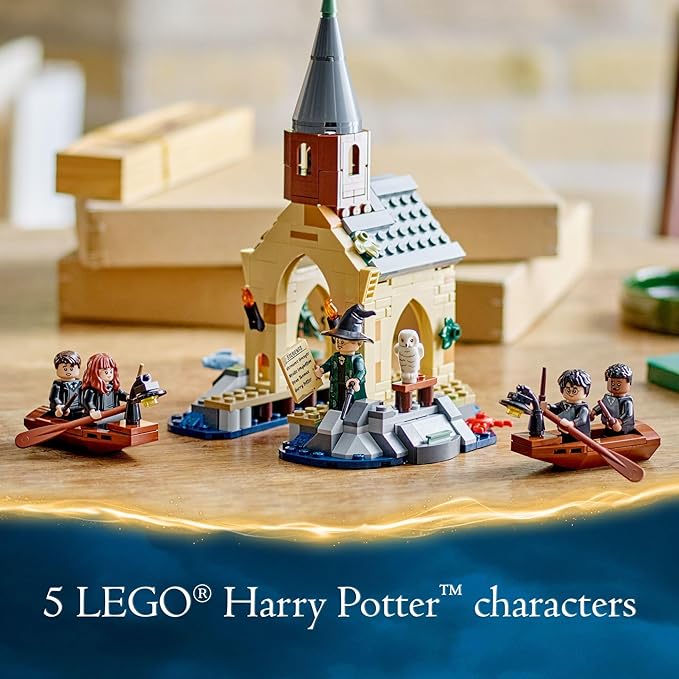 LEGO® Harry Potter Hogwarts Castle Boathouse (76426) - Image 6