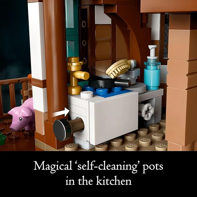 LEGO® Harry Potter The Burrow – Collectors’ Edition (76437) - Image 4