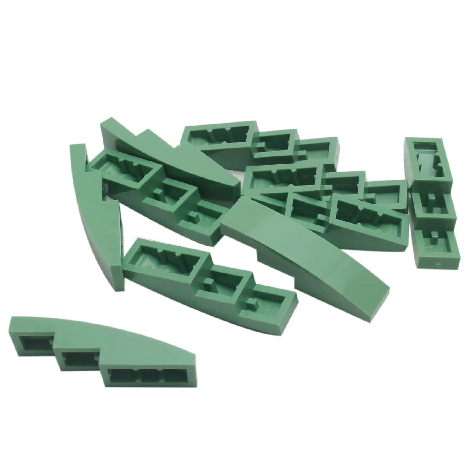 Slope Curved 4 x 1 No Studs 61678 - Image 15