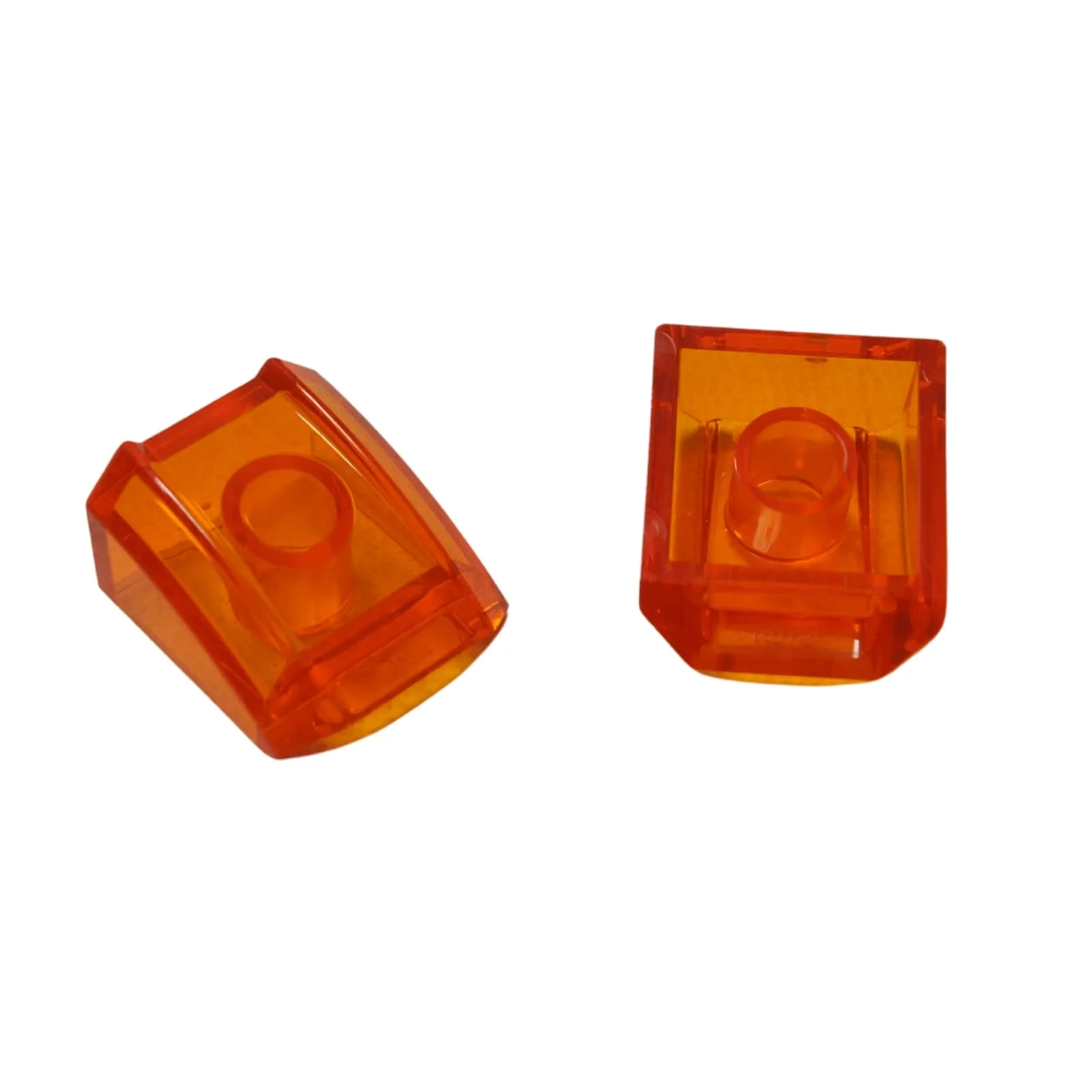 LEGO® Slope Curved 2 x 2 Lip 30602 - Image 2