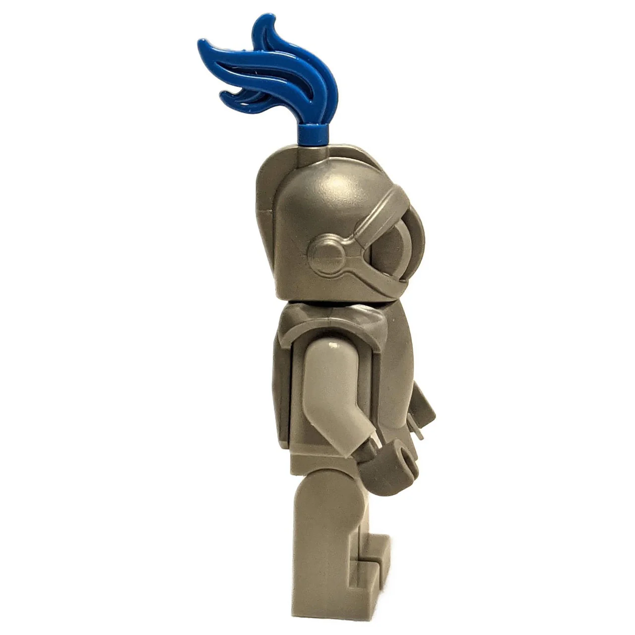 Statue - Disney Castle Knight - Image 2